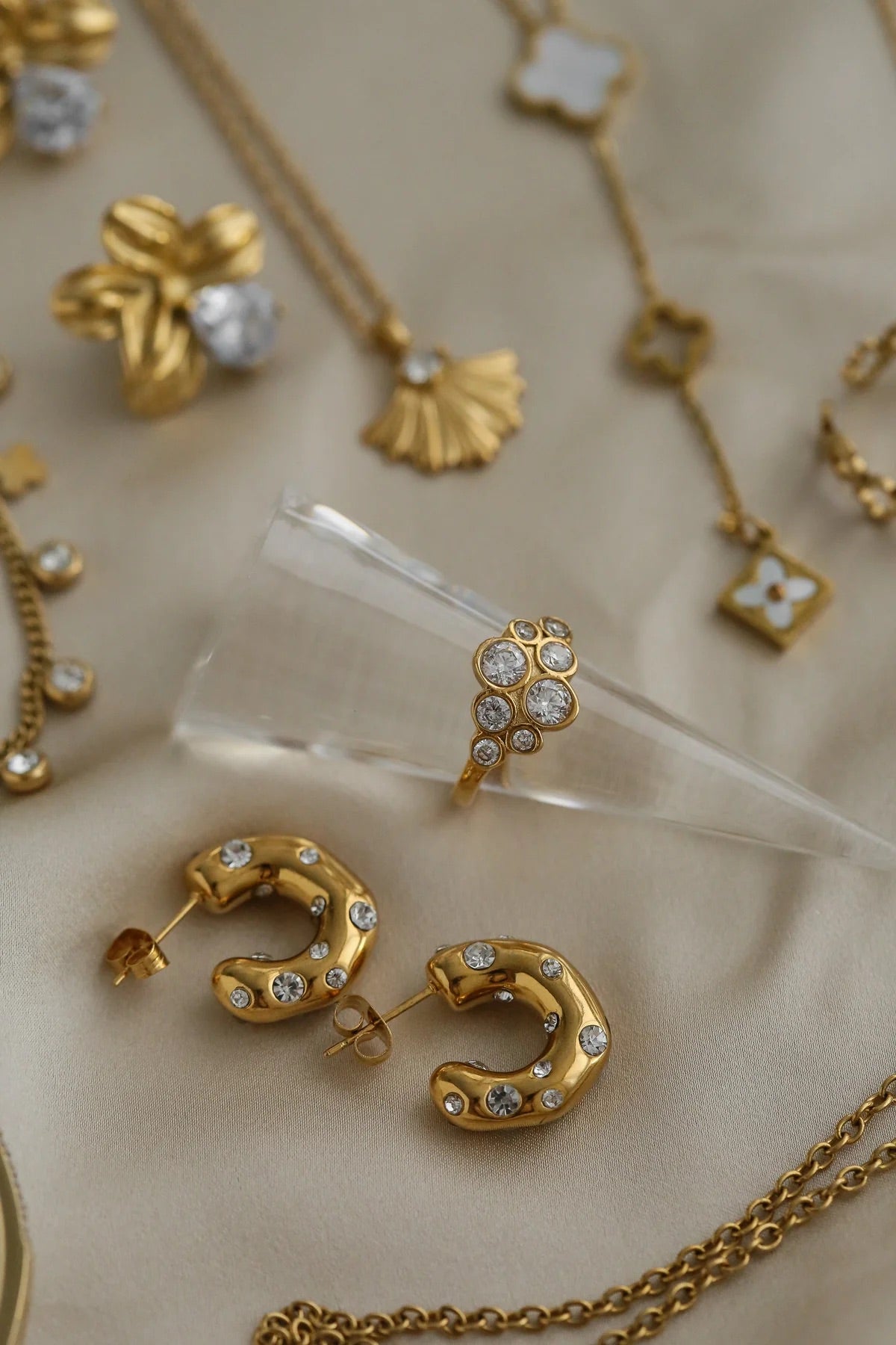 Elijah 18K Gold Hoops