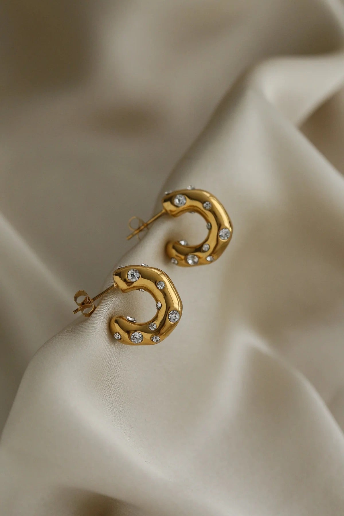 Elijah 18K Gold Hoops