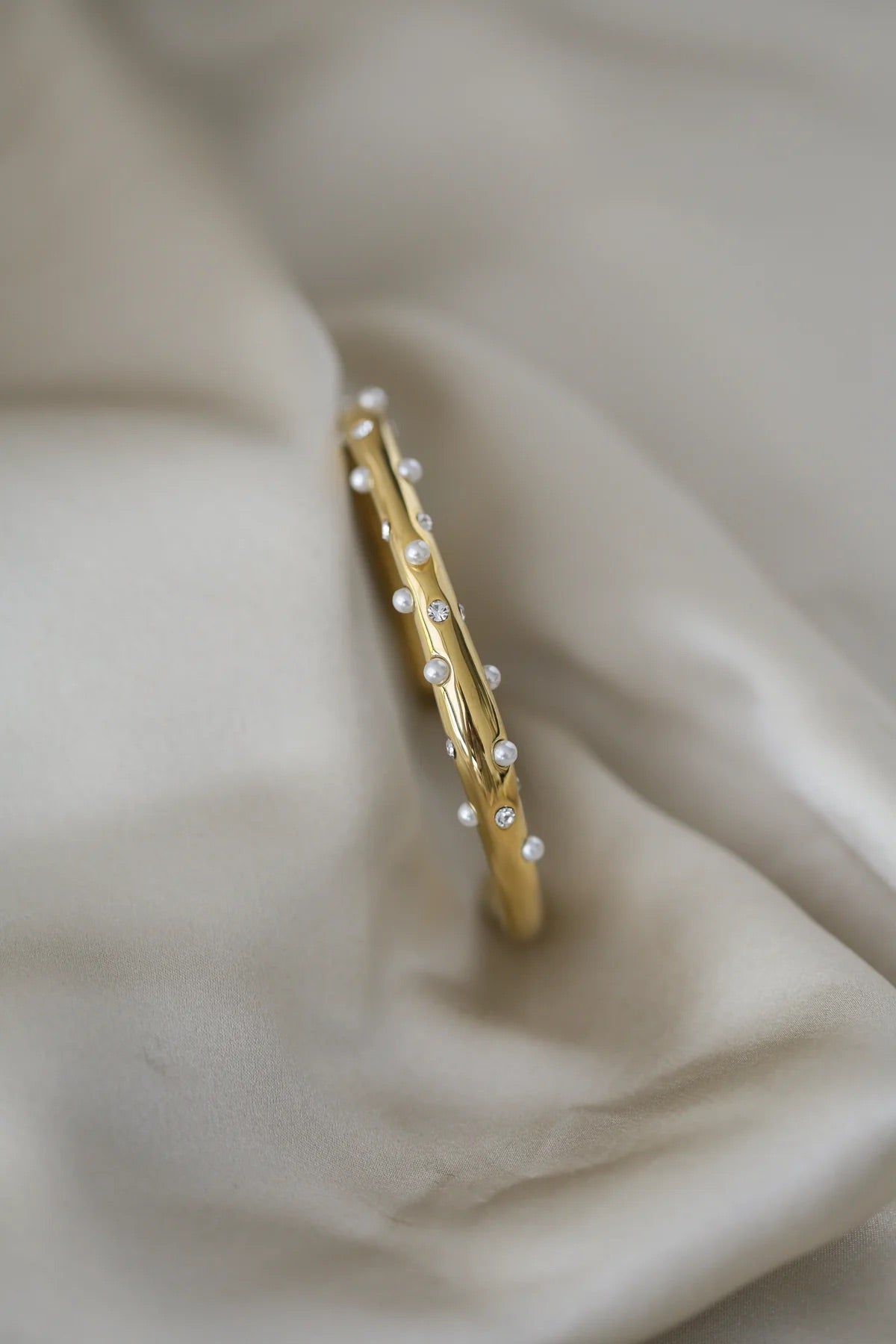 Zanah 18K Gold Cuff