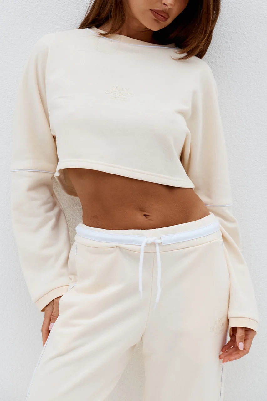 Eleri Oversized Long Sleeve Crop - Biscuit