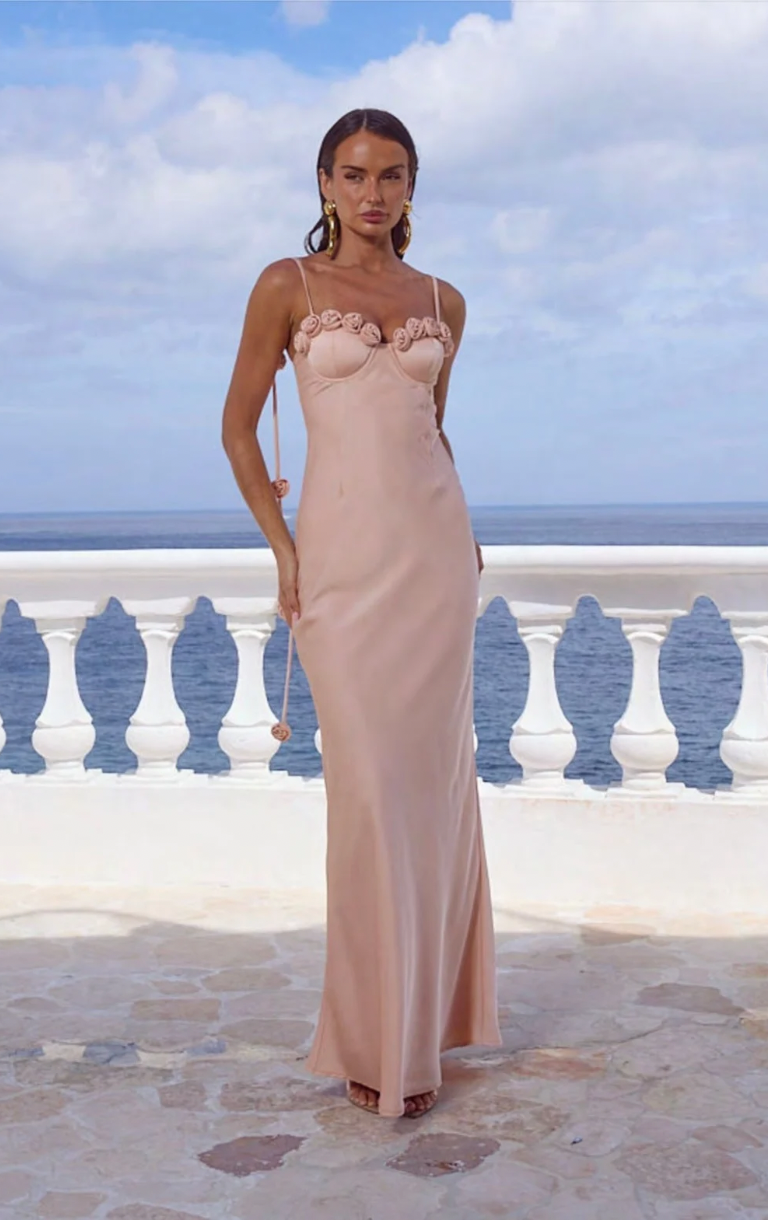 Lavena Maxi Dress - Peach
