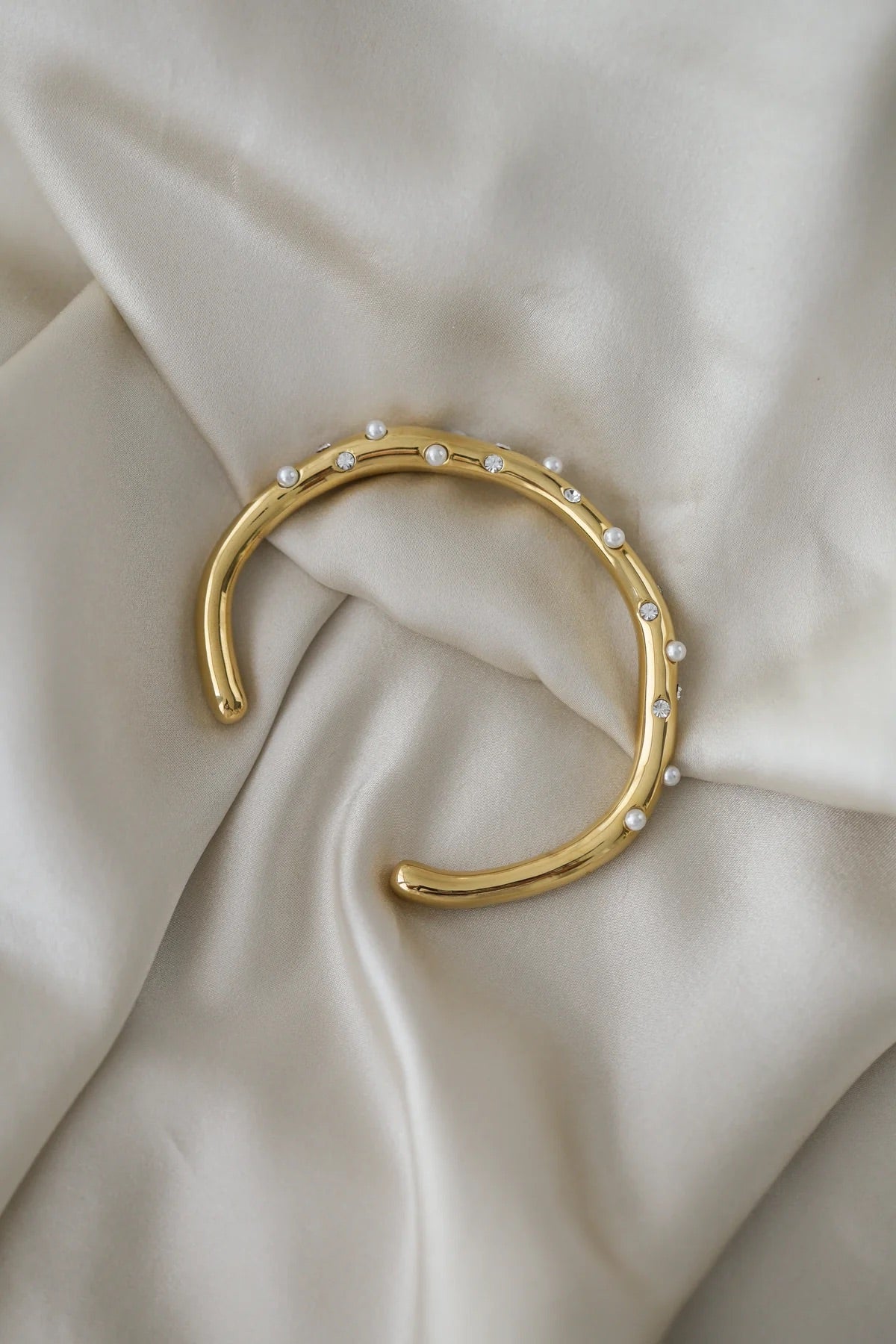 Zanah 18K Gold Cuff