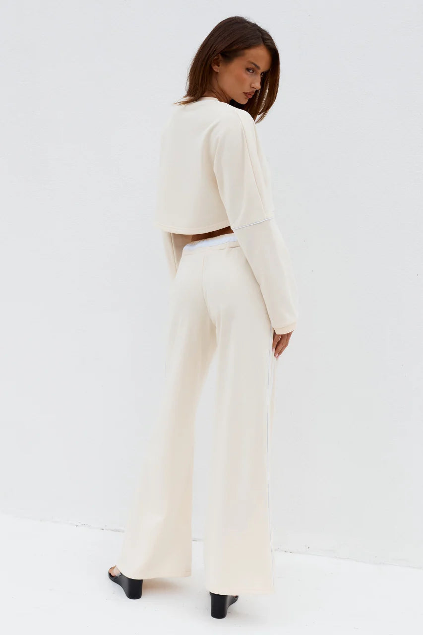 Eleri Oversized Long Sleeve Crop - Biscuit